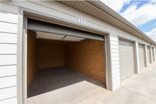 how does a garage door opener work